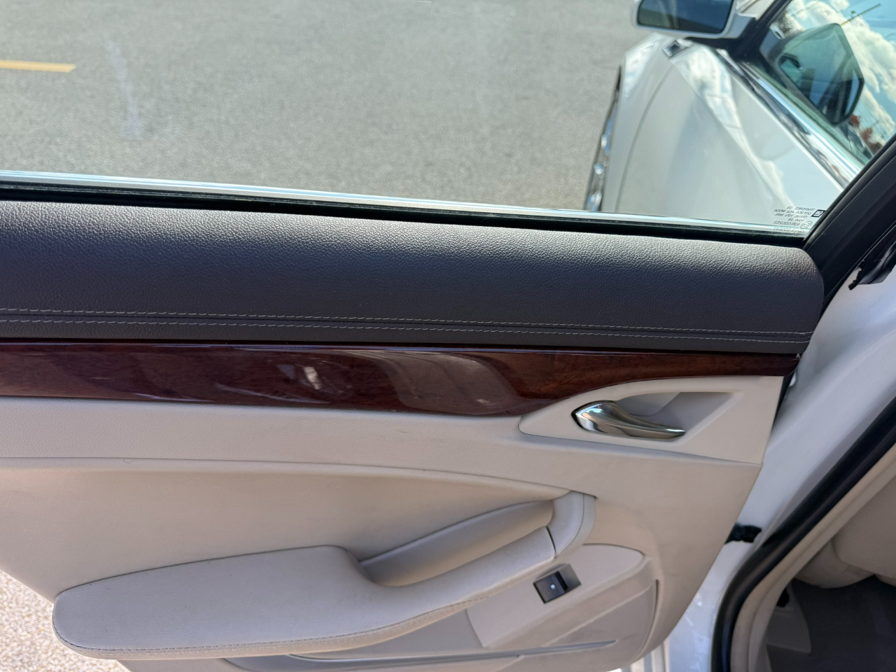 Cadillac CTS Sedan 4dr Sdn 3.6L Premium AWD 2012 Cadillac CTS Sedan 4dr Sdn 3.6L Premium AWD 2012