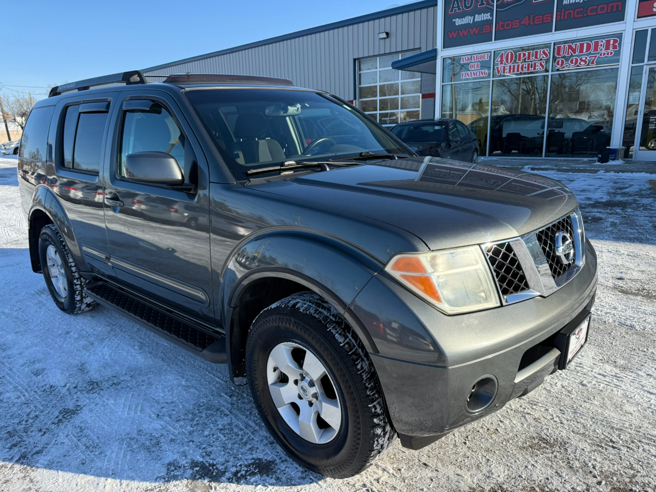 Nissan Pathfinder SE 4WD 2006
