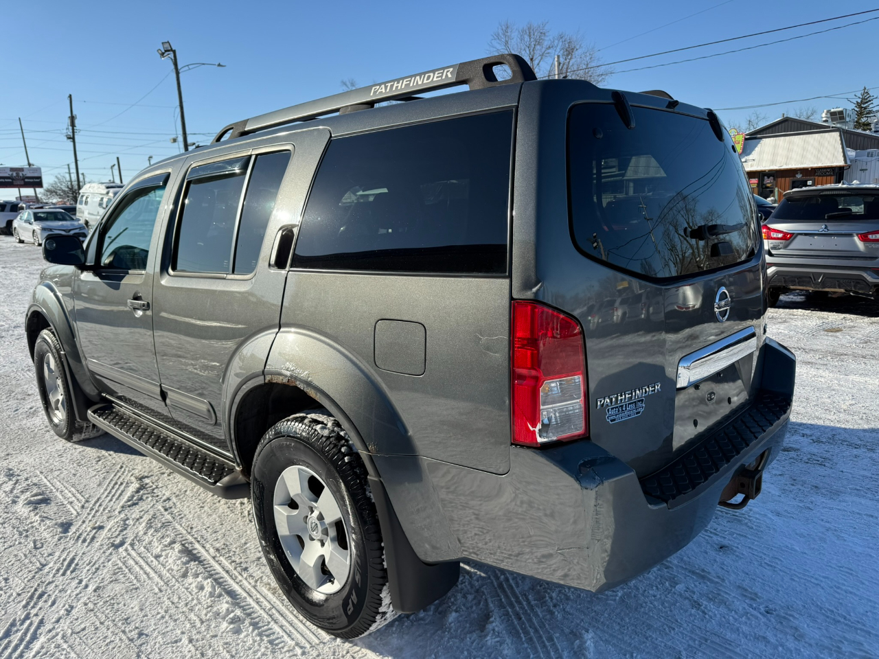 Nissan Pathfinder SE 4WD 2006