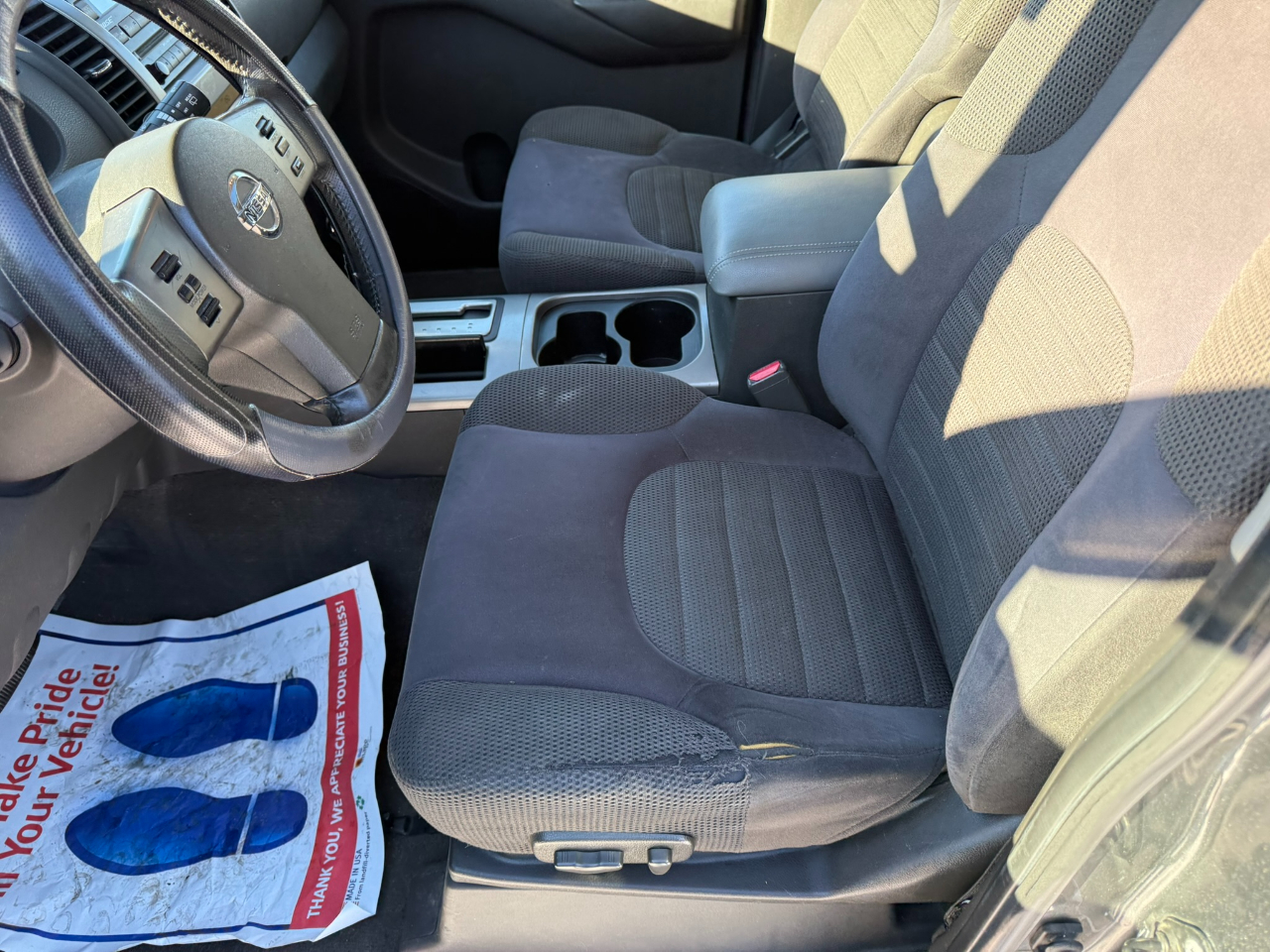 Nissan Pathfinder SE 4WD 2006