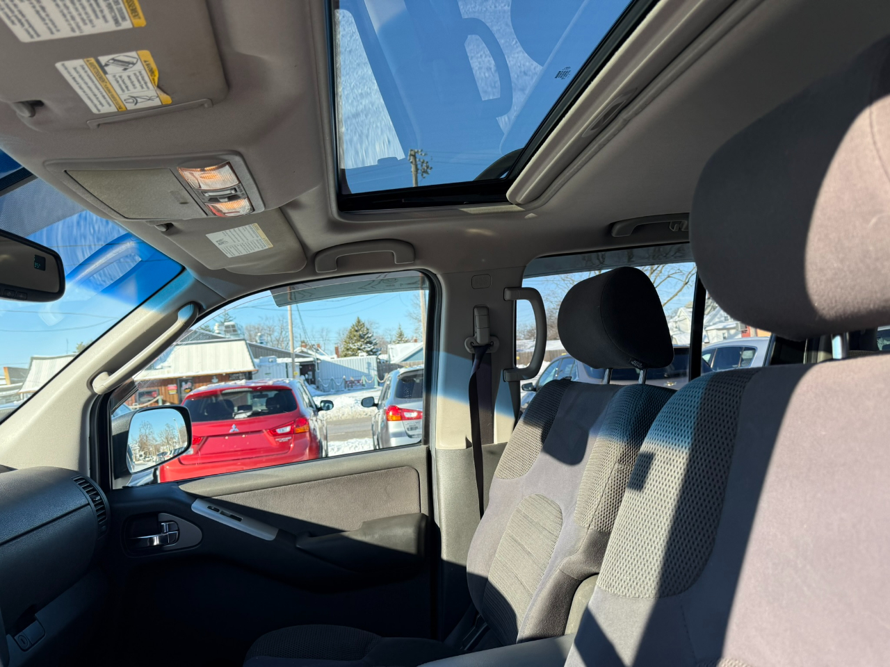 Nissan Pathfinder SE 4WD 2006