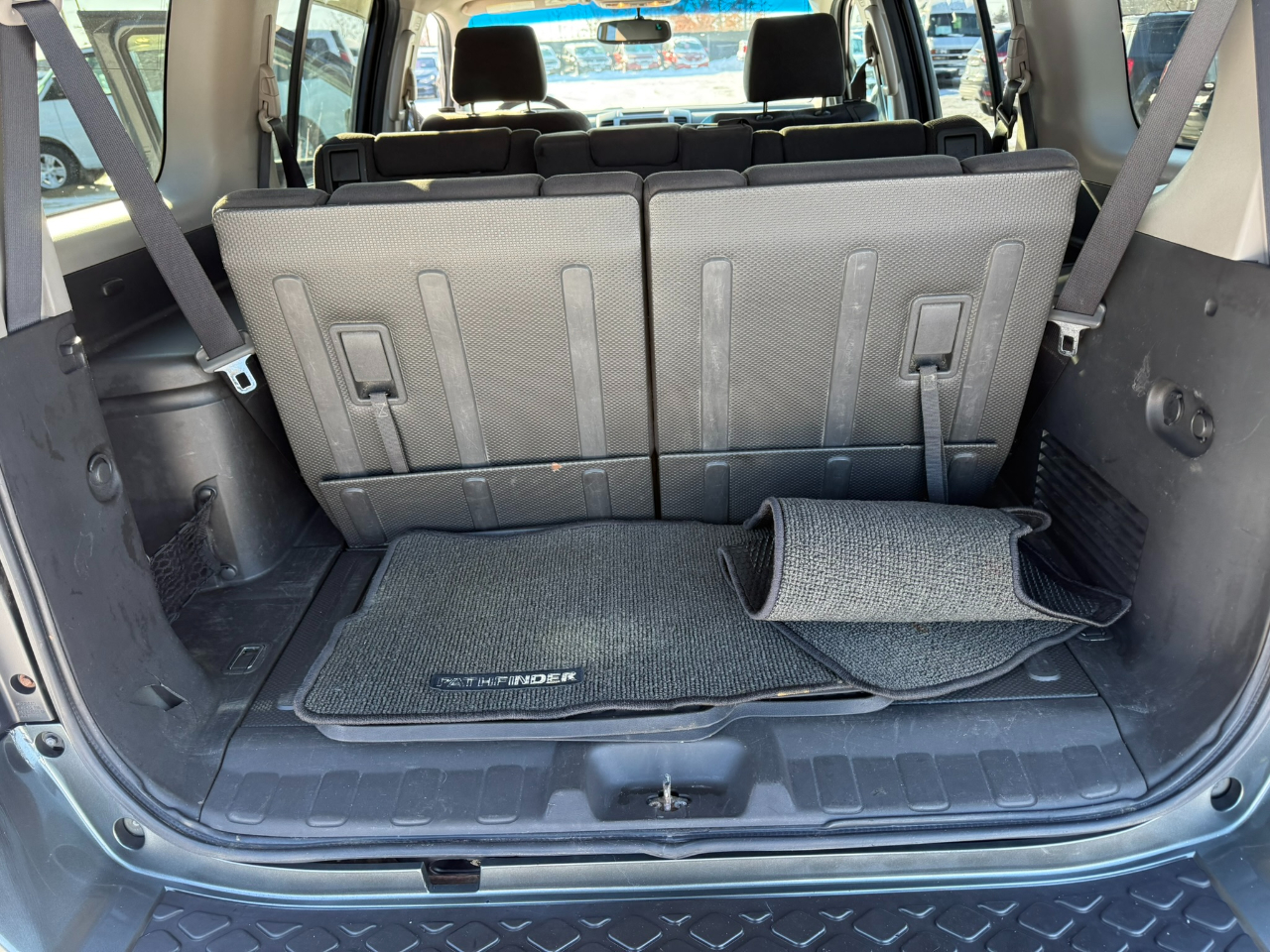 Nissan Pathfinder SE 4WD 2006