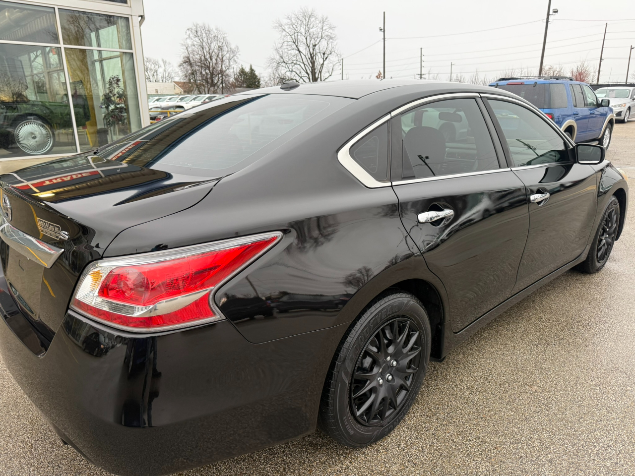 Nissan Altima 4dr Sdn I4 2.5 2015