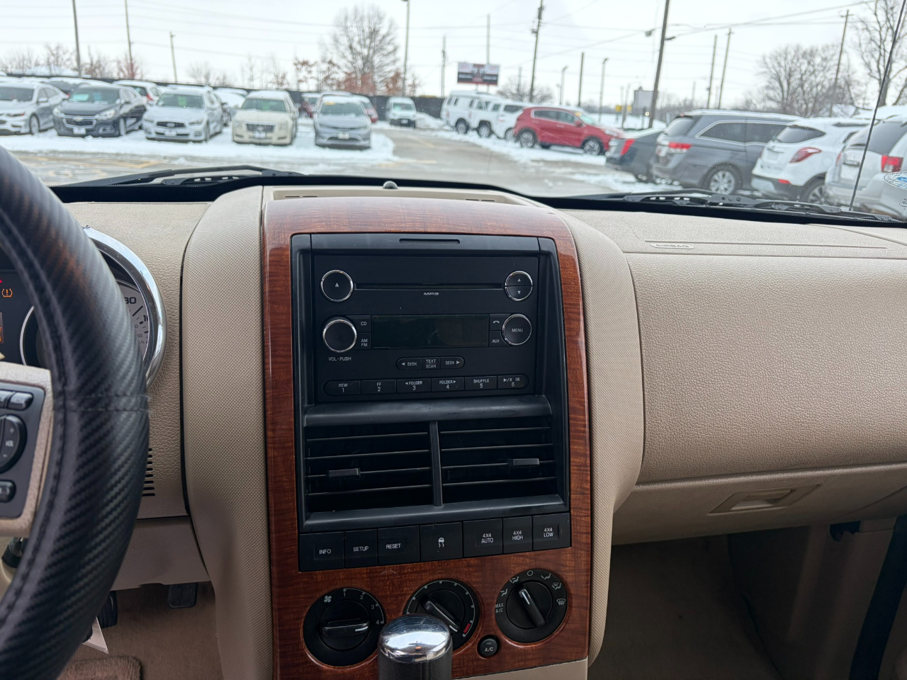 Ford Explorer 4WD 4dr Eddie Bauer 2010