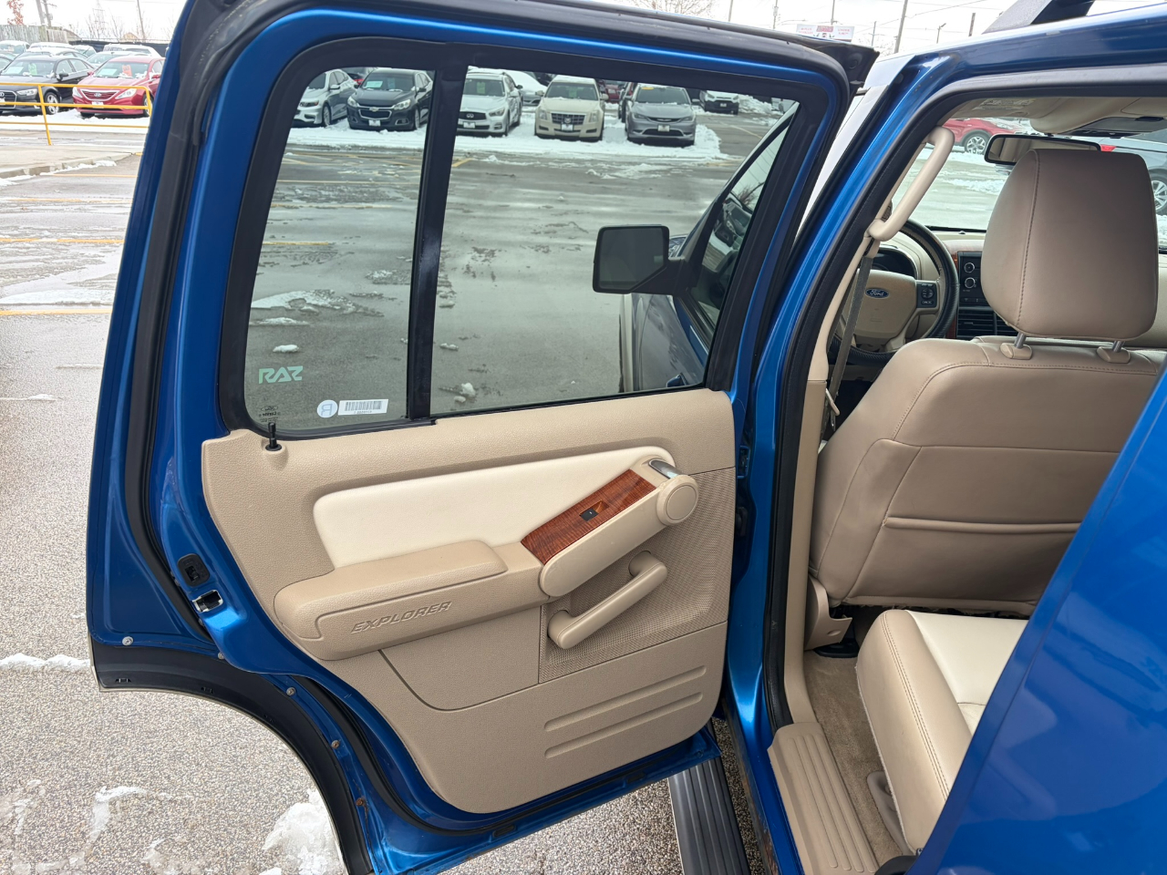 Ford Explorer 4WD 4dr Eddie Bauer 2010