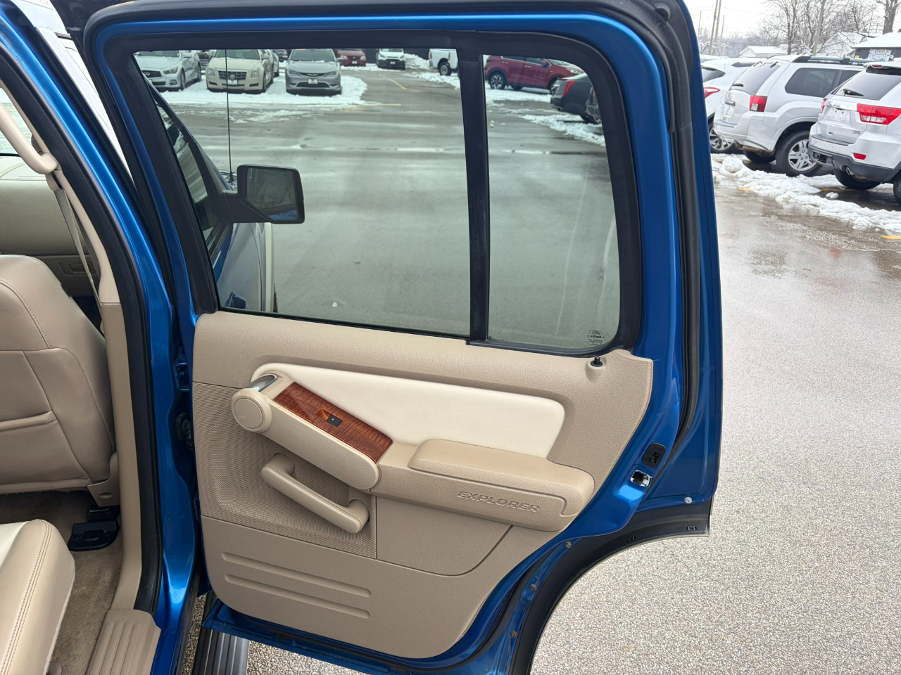 Ford Explorer 4WD 4dr Eddie Bauer 2010