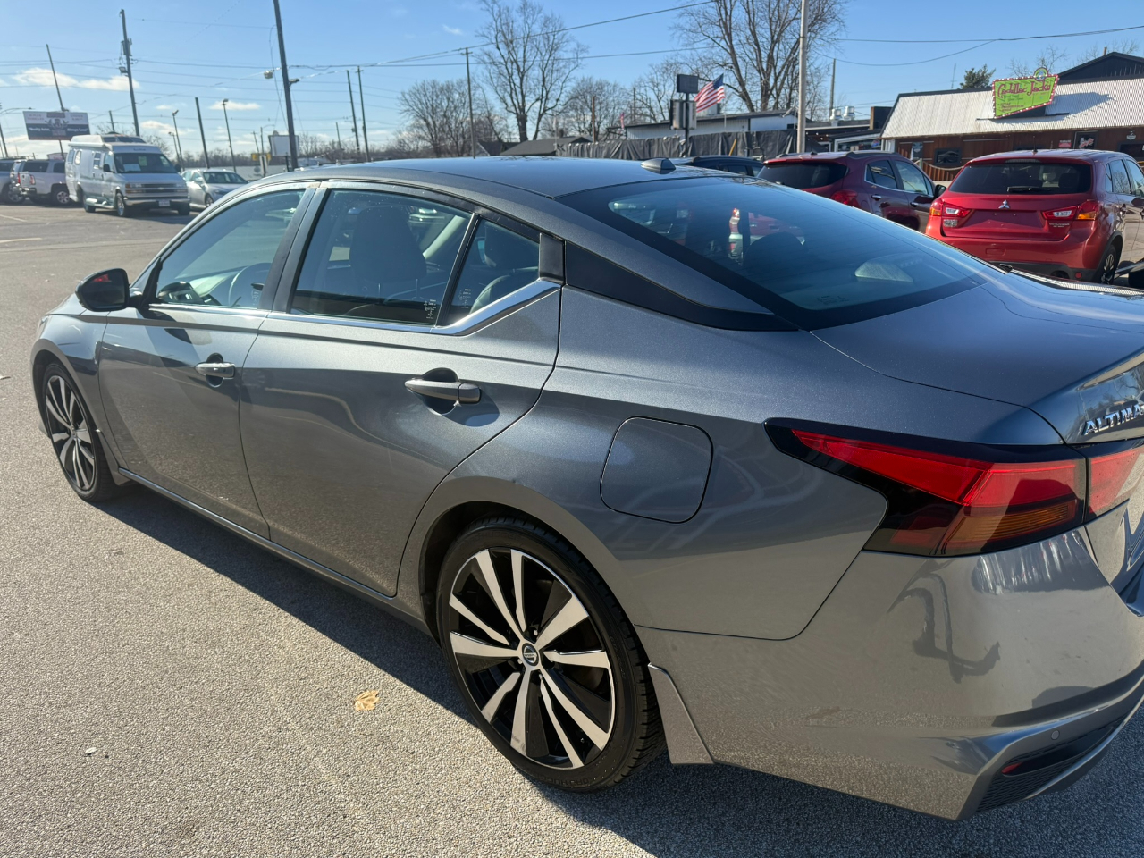 Nissan Altima 2.5 SR Sedan 2020