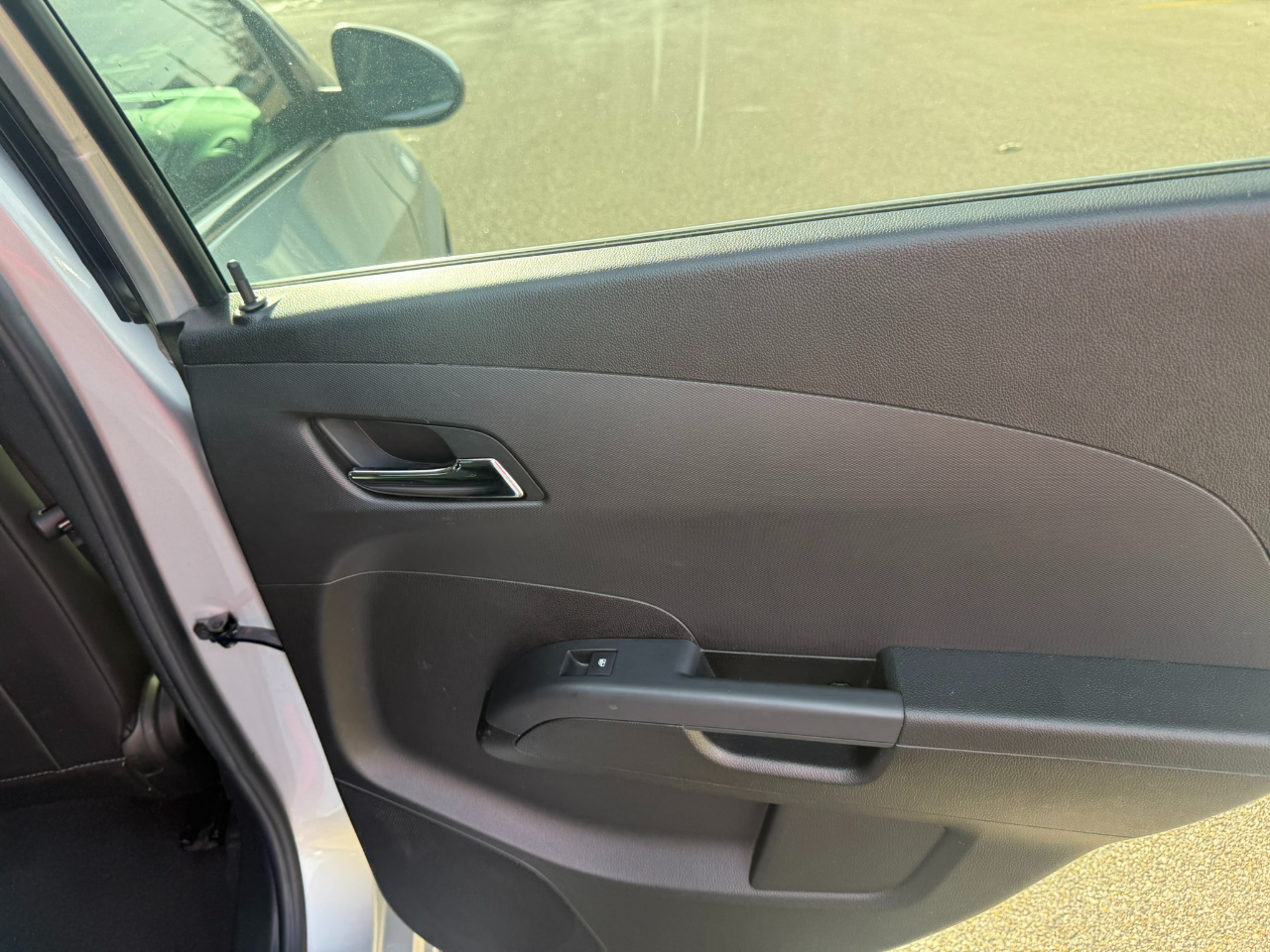 Chevrolet Sonic 5dr HB Auto LTZ 2015