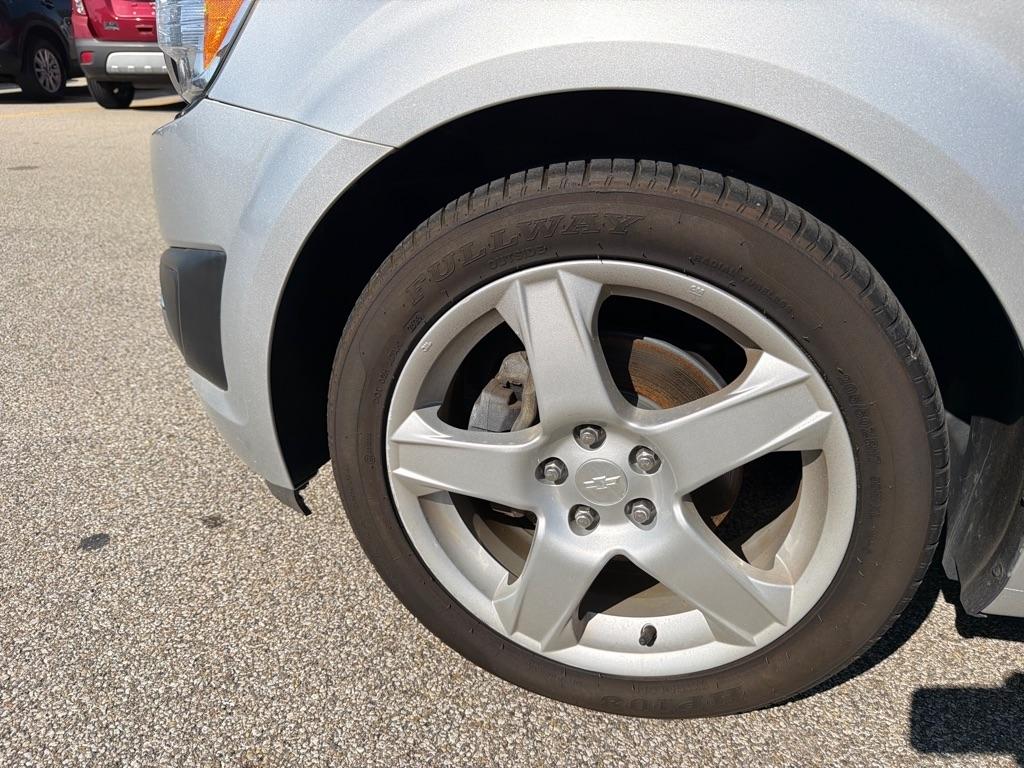 Chevrolet Sonic 5dr HB Auto LTZ 2015