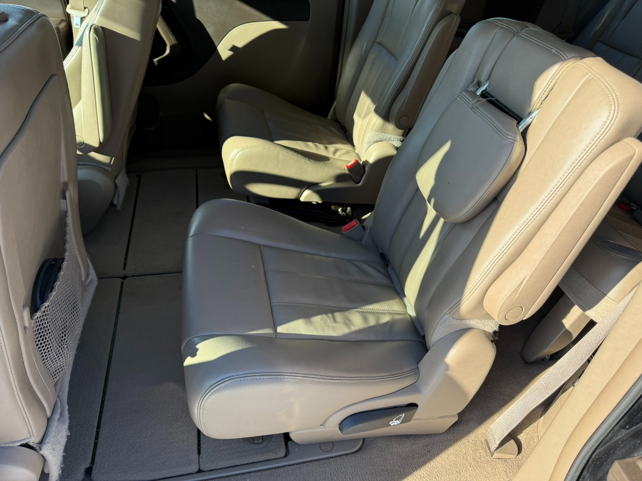 Chrysler Town & Country 4dr Wgn Touring 2013