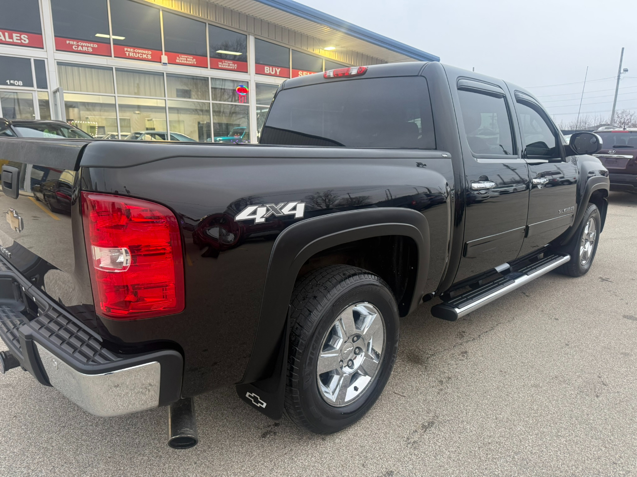 Chevrolet Silverado 1500 4WD Crew Cab 143.5" LT 2010
