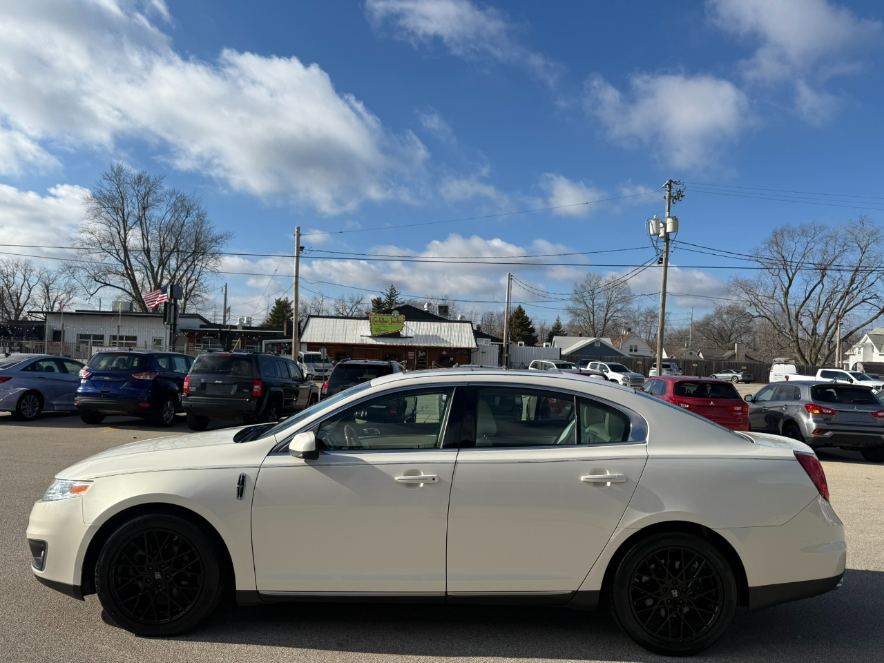 Lincoln MKS 4dr Sdn AWD 2009