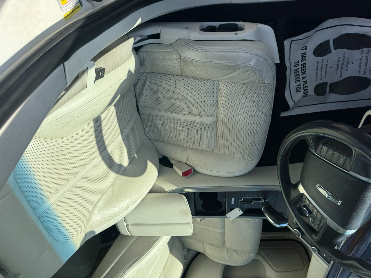 Lincoln MKS 4dr Sdn AWD 2009