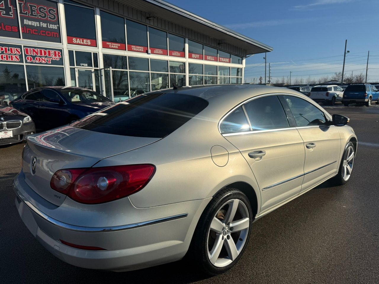 Volkswagen CC 4dr Sdn Lux 2011
