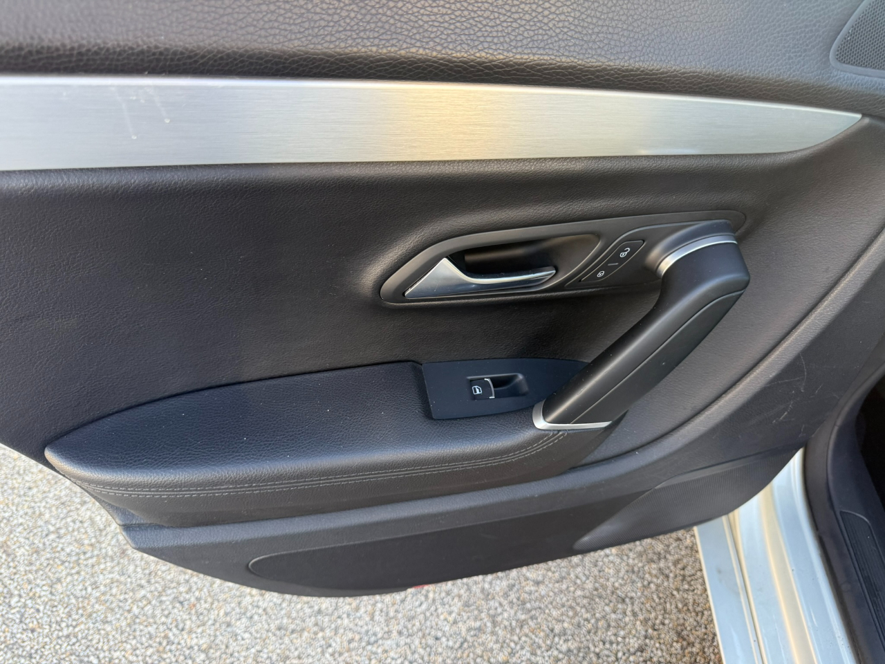 Volkswagen CC 4dr Sdn Lux 2011