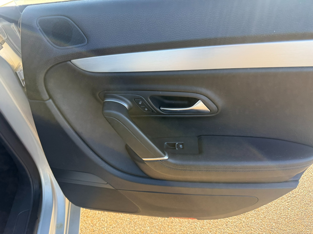 Volkswagen CC 4dr Sdn Lux 2011