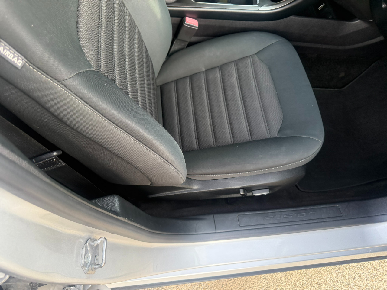 Ford Fusion SE FWD 2018