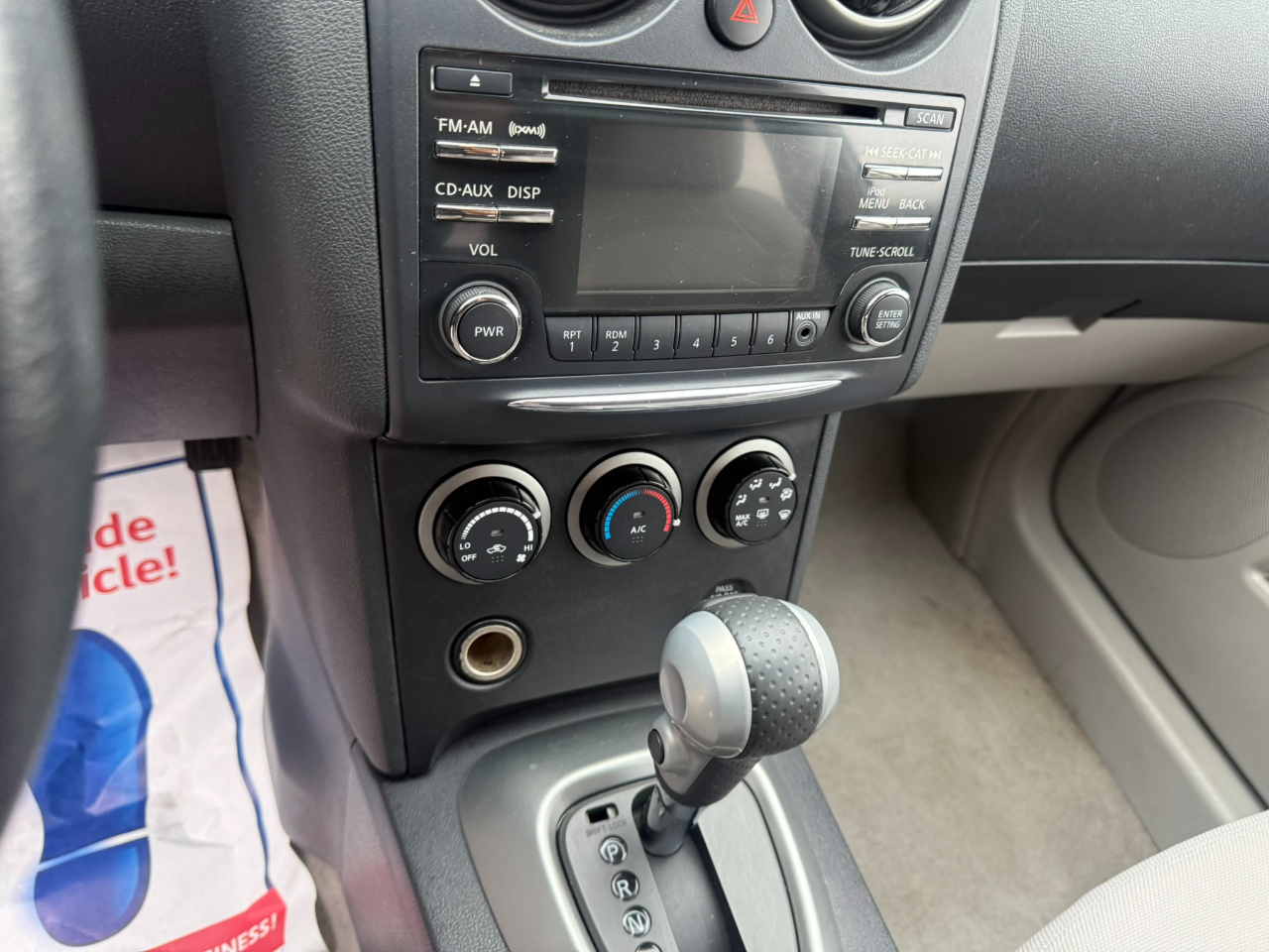 Nissan Rogue AWD 4dr SV 2012