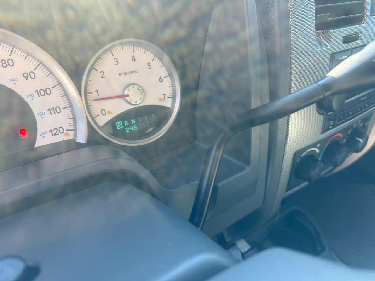 Dodge Dakota 4dr Quad Cab 131 4WD SLT 2006