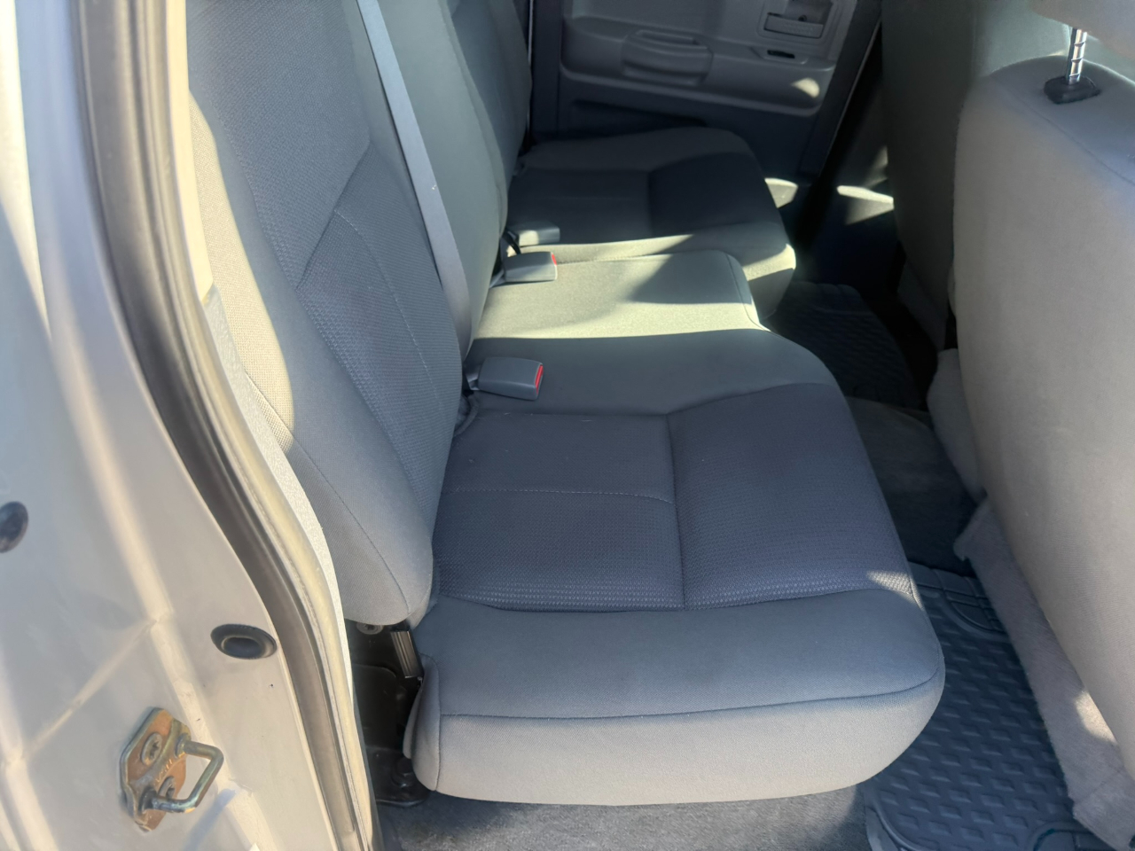 Dodge Dakota 4dr Quad Cab 131 4WD SLT 2006