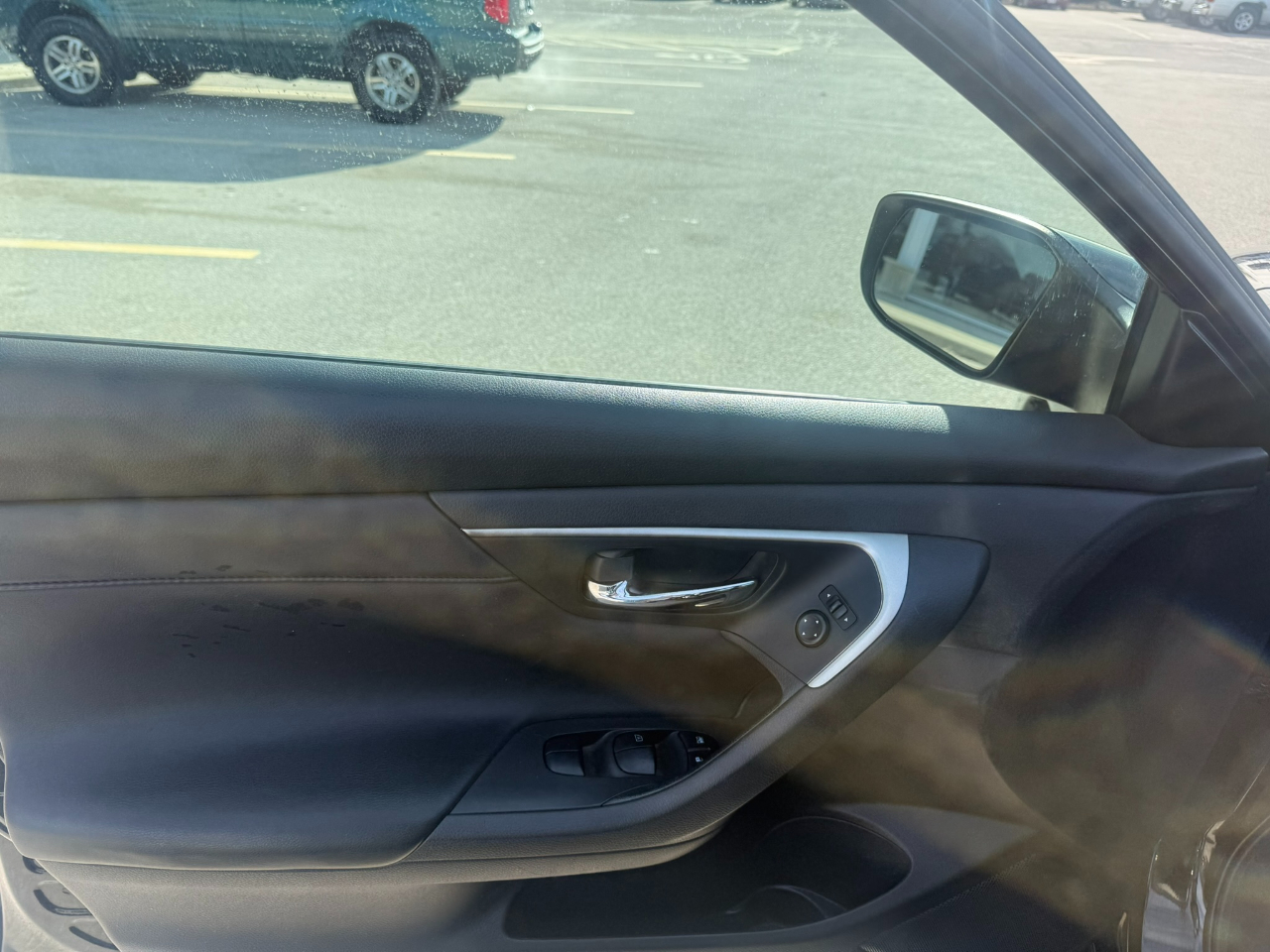 Nissan Altima 4dr Sdn I4 2.5 S 2015