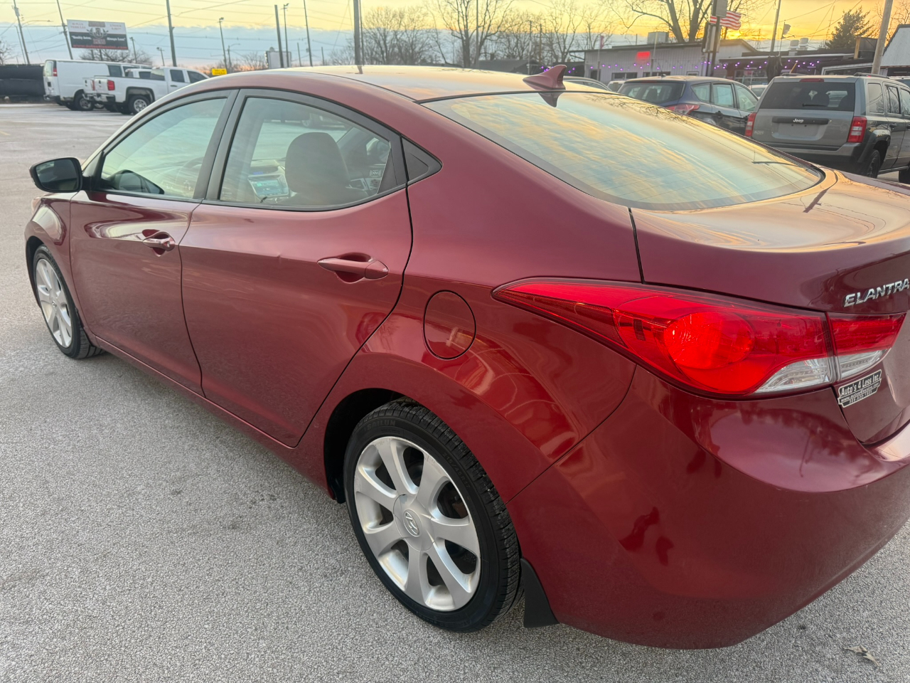 Hyundai Elantra 4dr Sdn Auto Limited (Alabama Plant) 2013