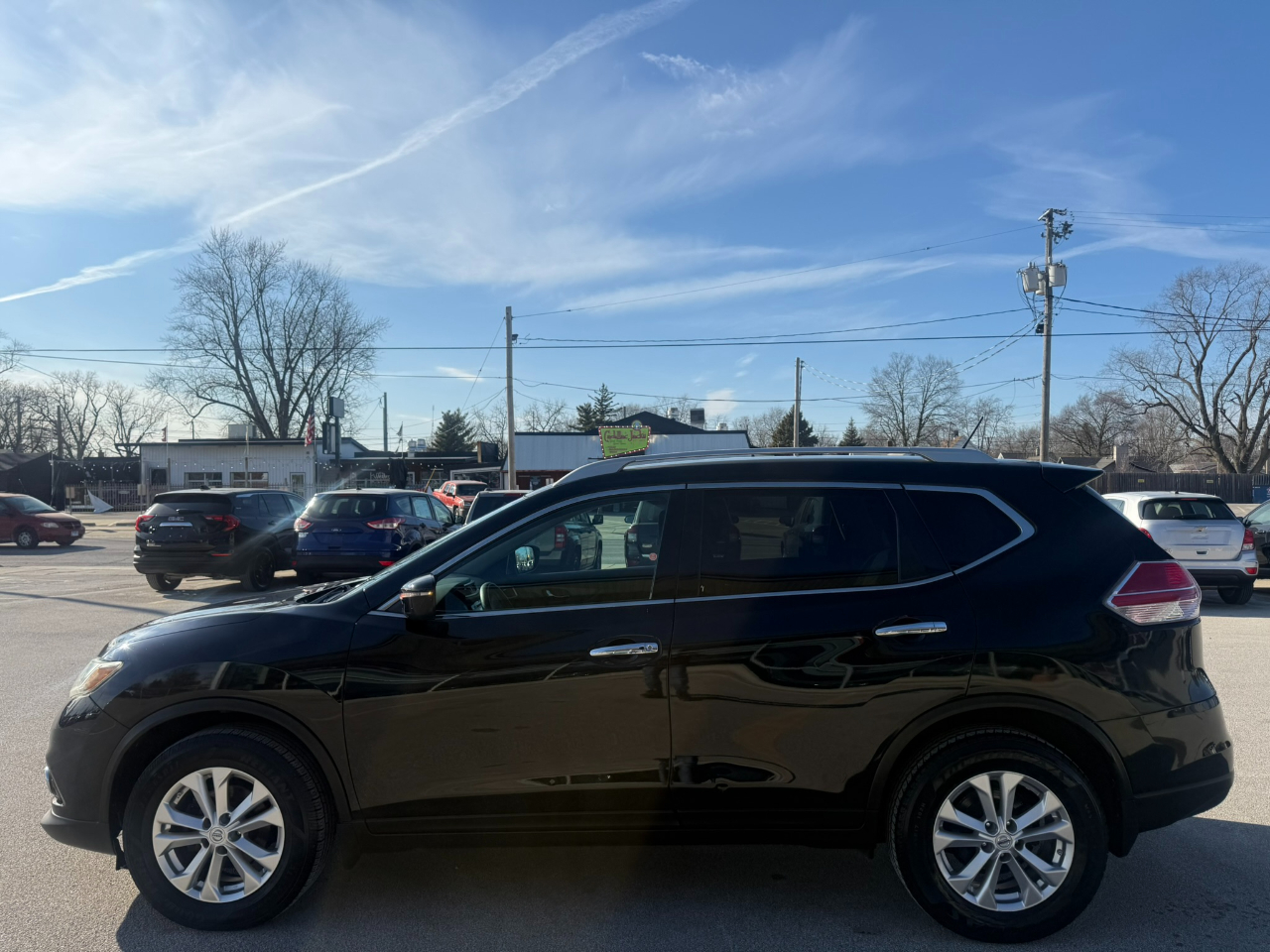 Nissan Rogue FWD 4dr SV 2016