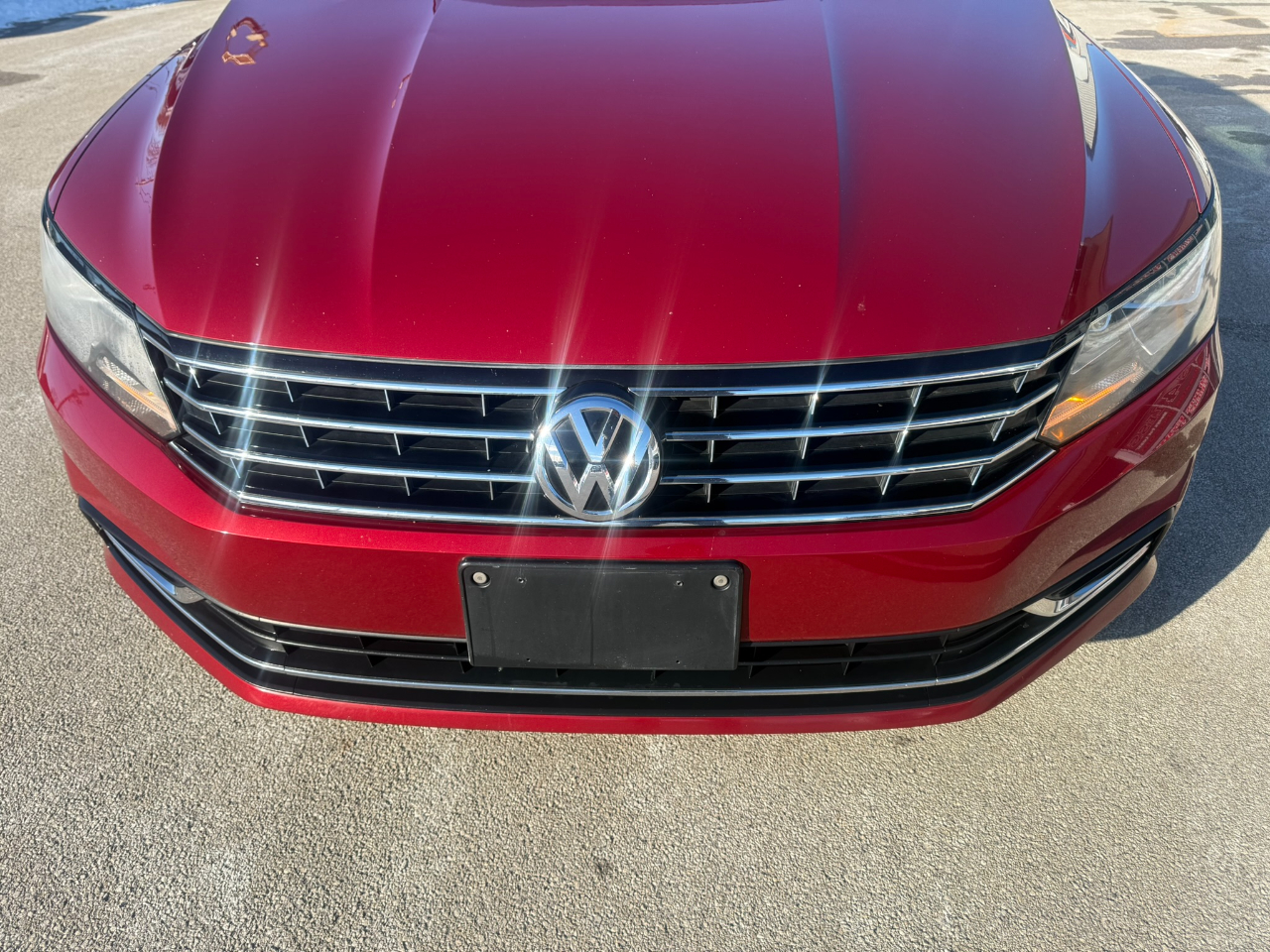 Volkswagen Passat 4dr Sdn 1.8T Auto S 2016