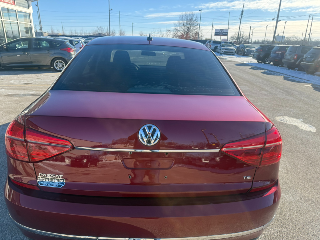 Volkswagen Passat 4dr Sdn 1.8T Auto S 2016