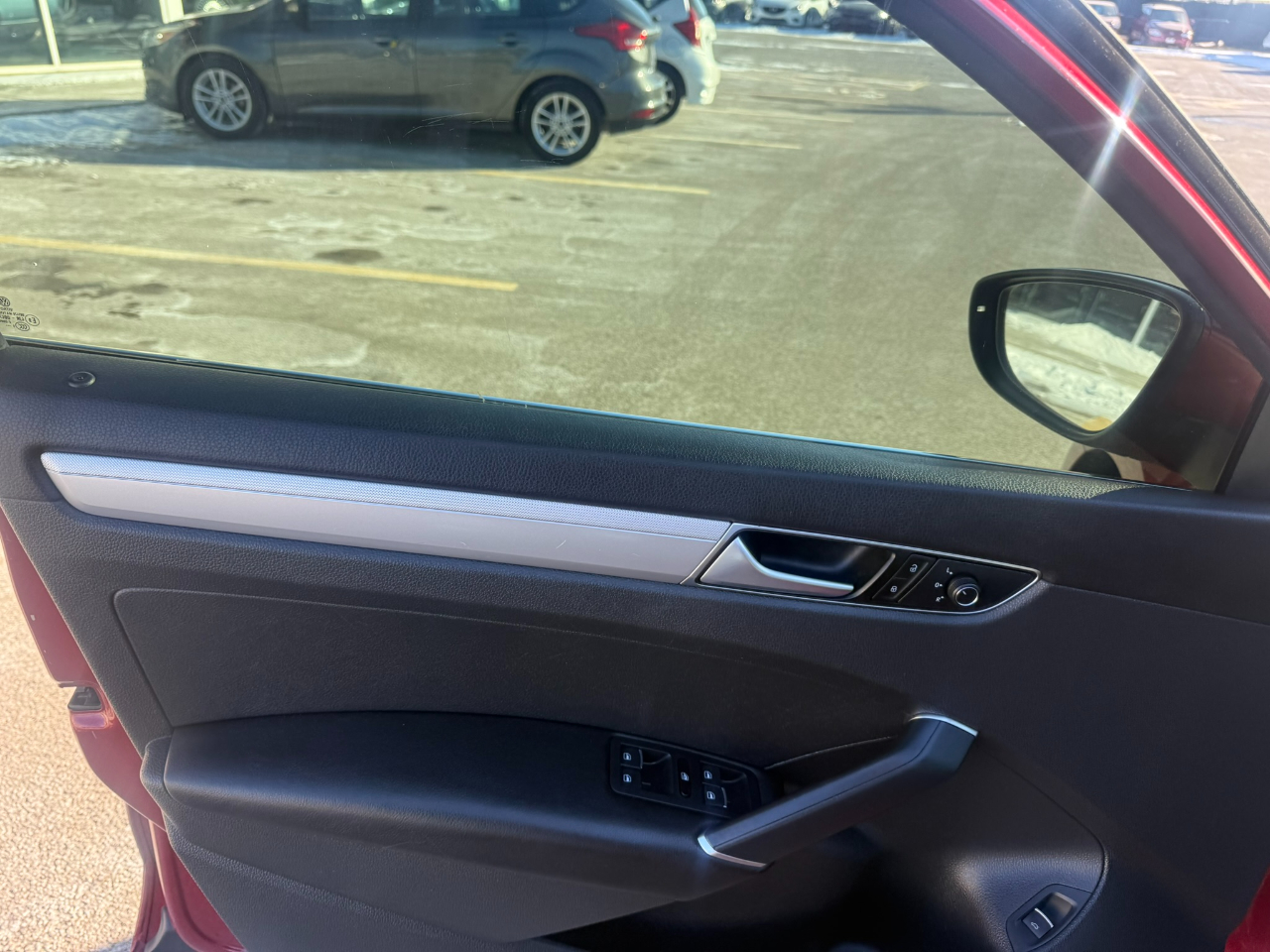 Volkswagen Passat 4dr Sdn 1.8T Auto S 2016