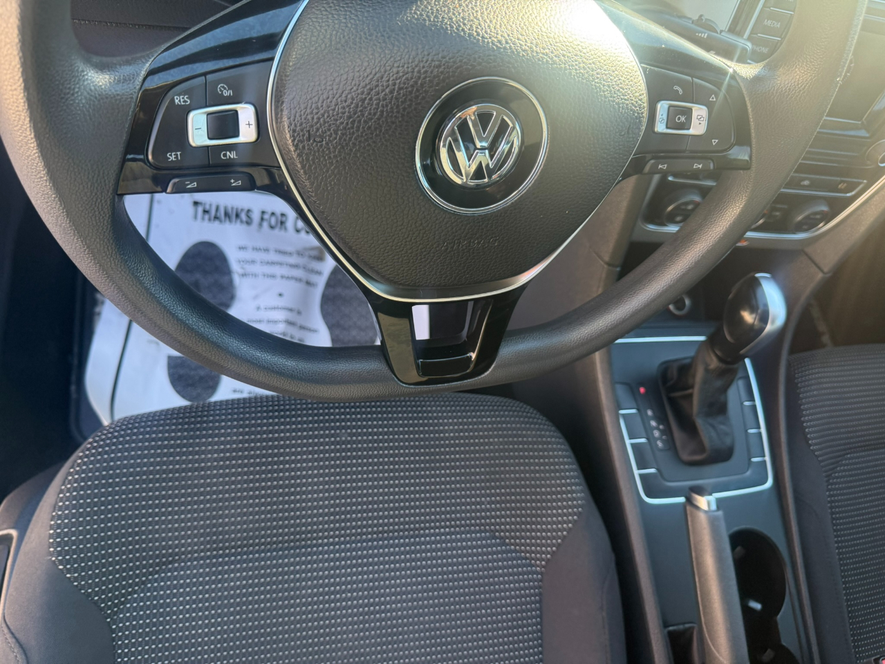 Volkswagen Passat 4dr Sdn 1.8T Auto S 2016