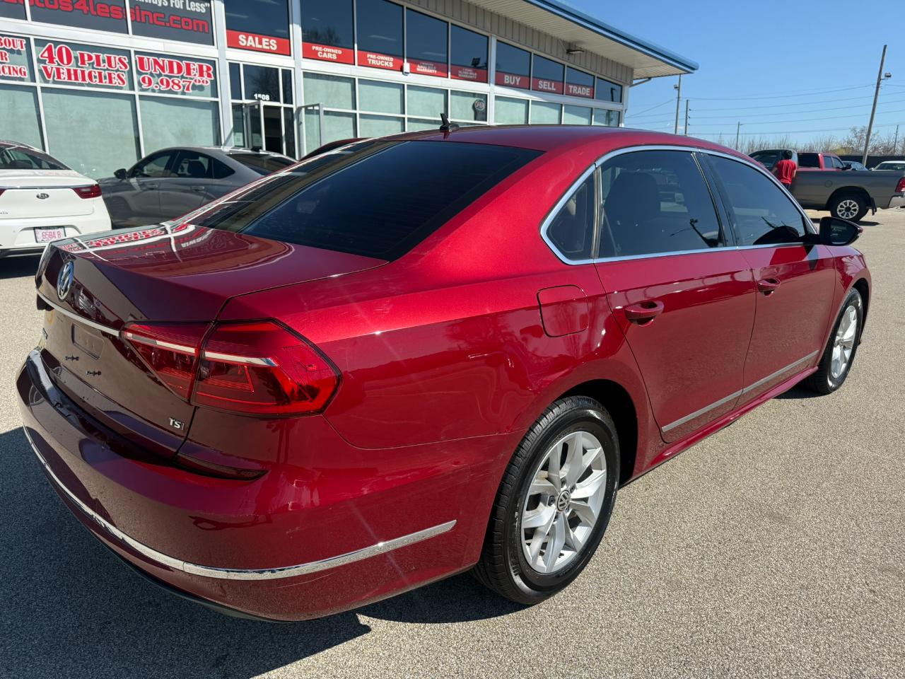 Volkswagen Passat 4dr Sdn 1.8T Auto S 2016