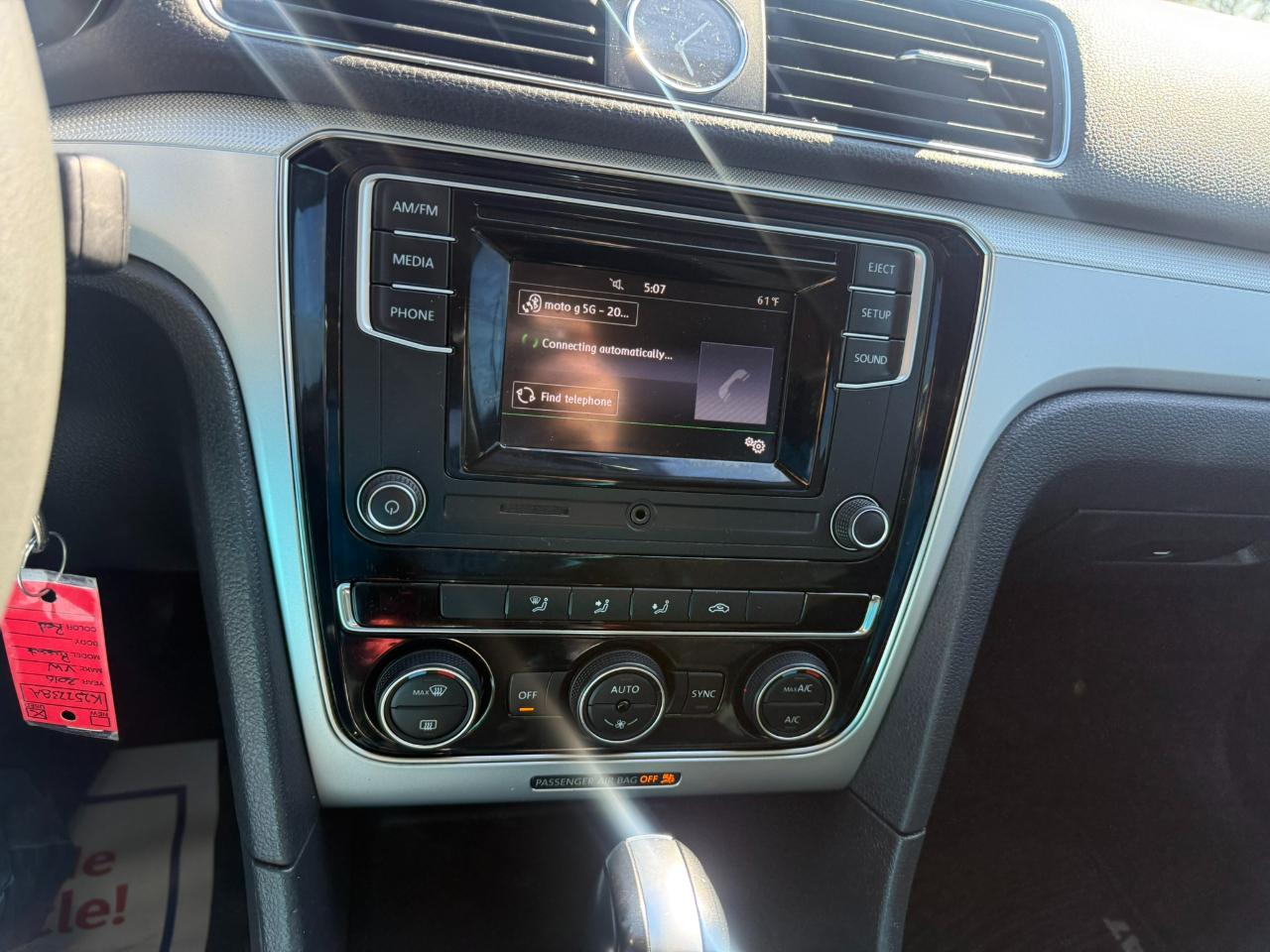 Volkswagen Passat 4dr Sdn 1.8T Auto S 2016