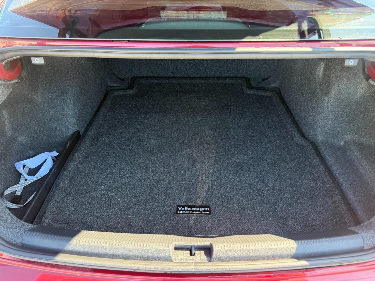 Volkswagen Passat 4dr Sdn 1.8T Auto S 2016