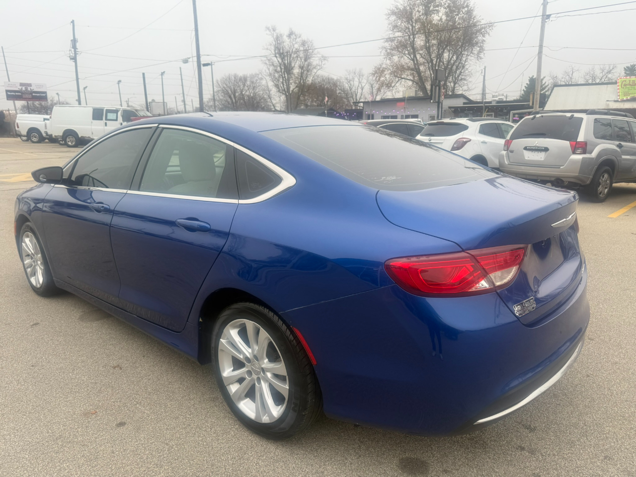 Chrysler 200 4dr Sdn Limited FWD 2015