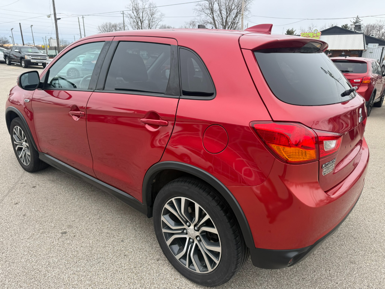 Mitsubishi Outlander Sport ES 2.0 CVT 2017