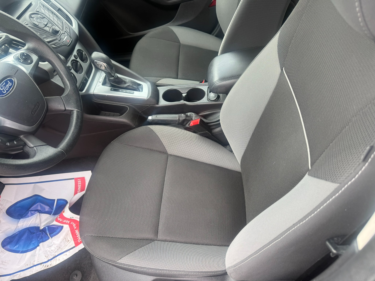 Ford Focus 4dr Sdn SE 2014