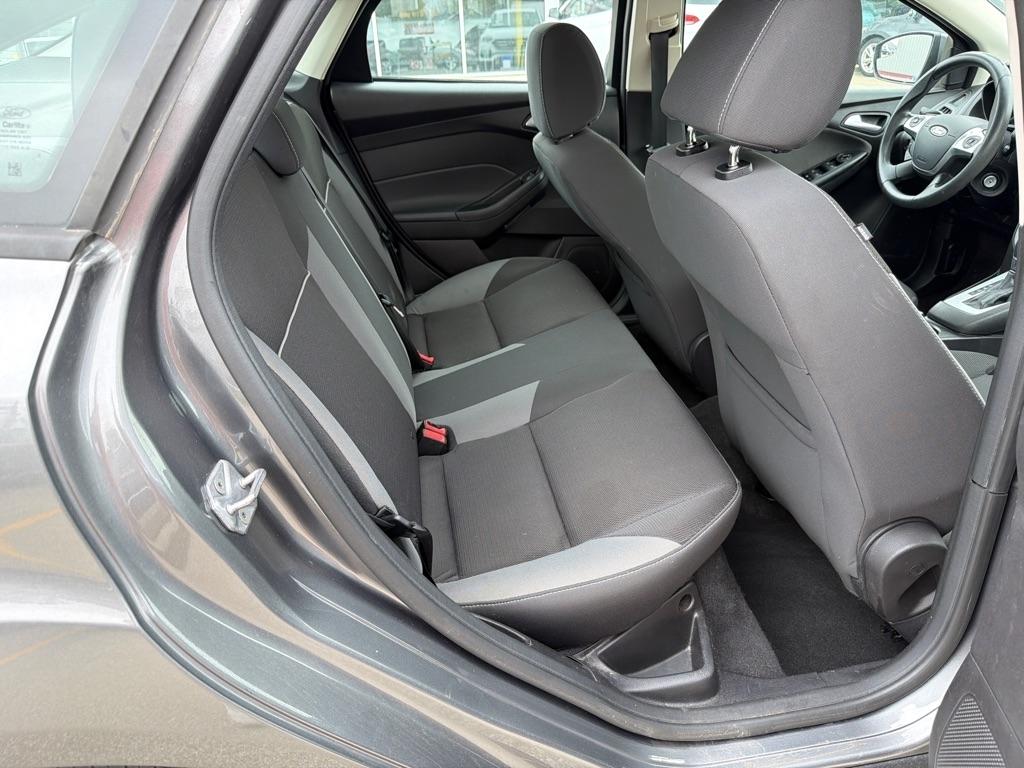 Ford Focus 4dr Sdn SE 2014
