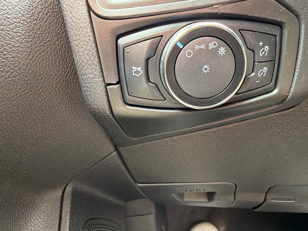 Ford Focus 4dr Sdn SE 2014