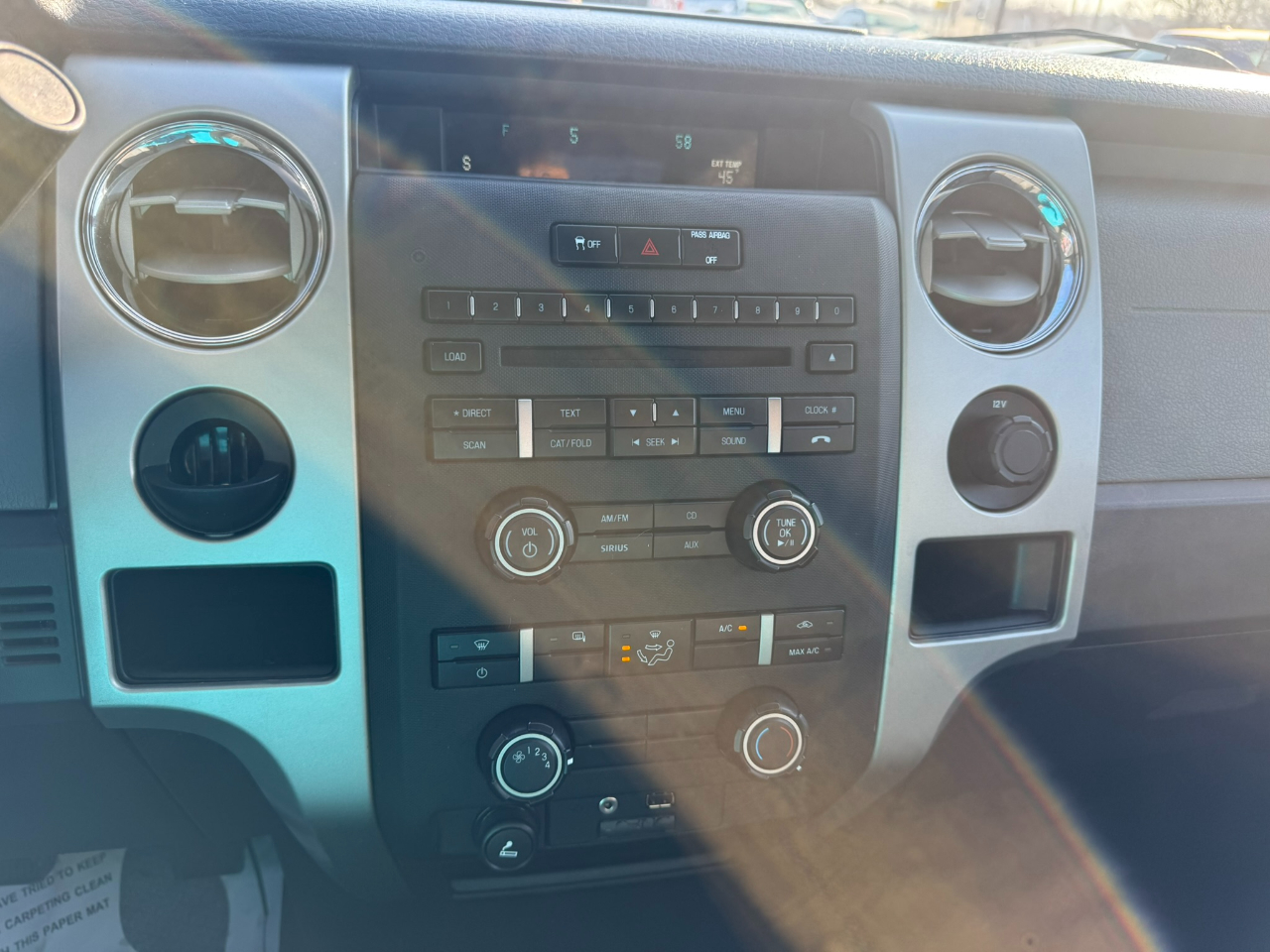 Ford F-150 2WD SuperCab 145" XLT 2012