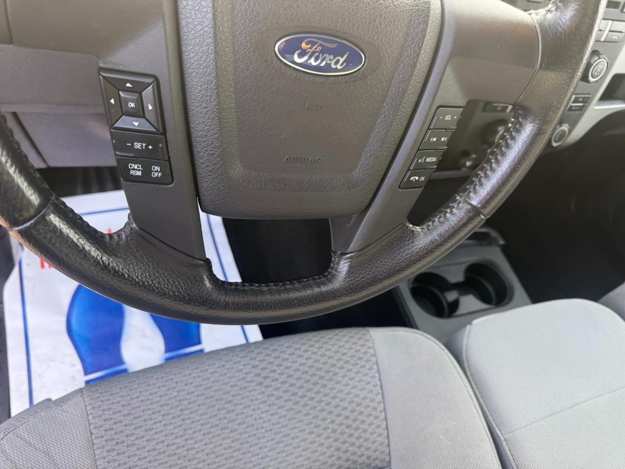 Ford F-150 2WD SuperCab 145" XLT 2012