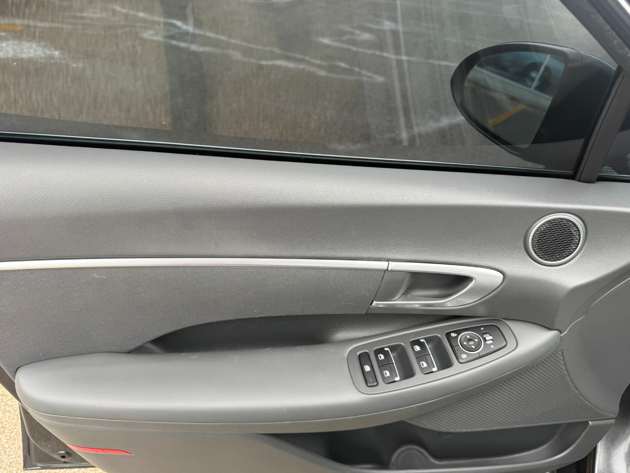 Hyundai Sonata SE 2.5L 2021