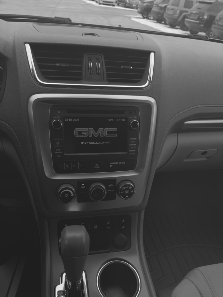 GMC Acadia FWD 4dr SLE2 2014