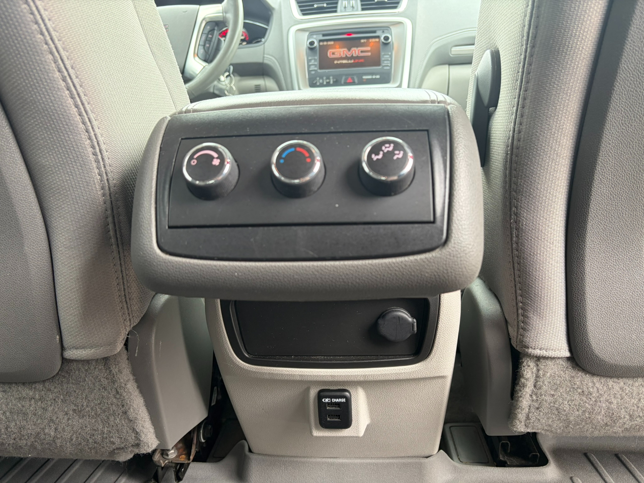 GMC Acadia FWD 4dr SLE2 2014