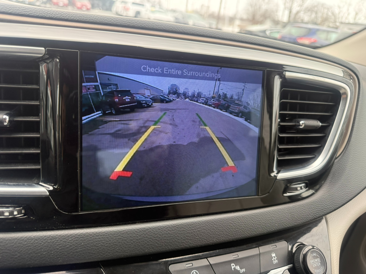 Chrysler Pacifica Touring-L Plus FWD 2017