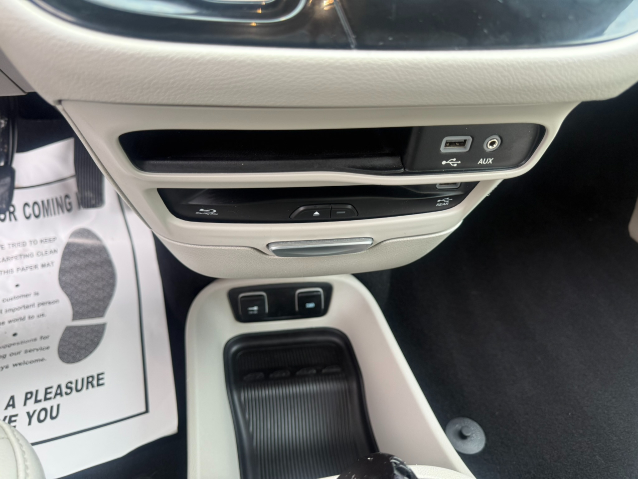 Chrysler Pacifica Touring-L Plus FWD 2017