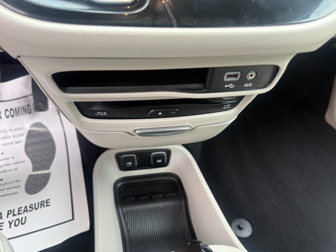 Chrysler Pacifica Touring-L Plus FWD 2017