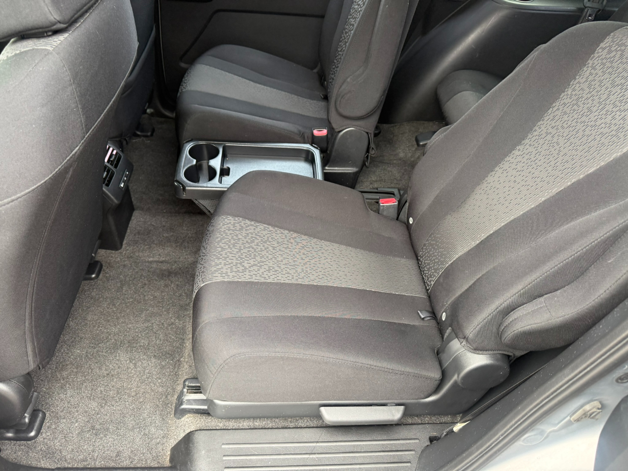 Mazda MAZDA5 4dr Wgn Auto Sport 2012