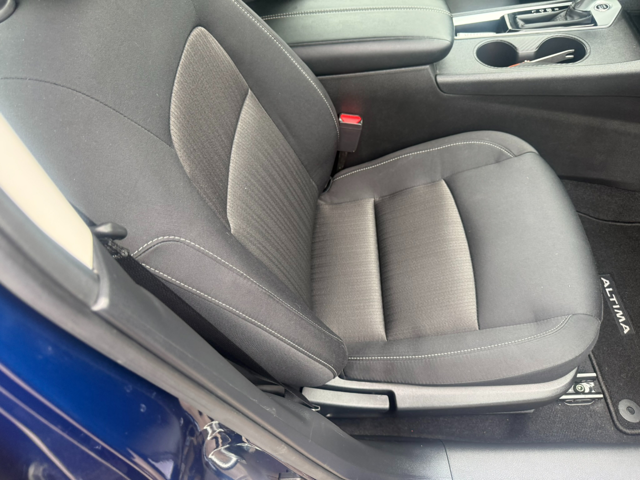 Nissan Altima 2.5 S Sedan 2024