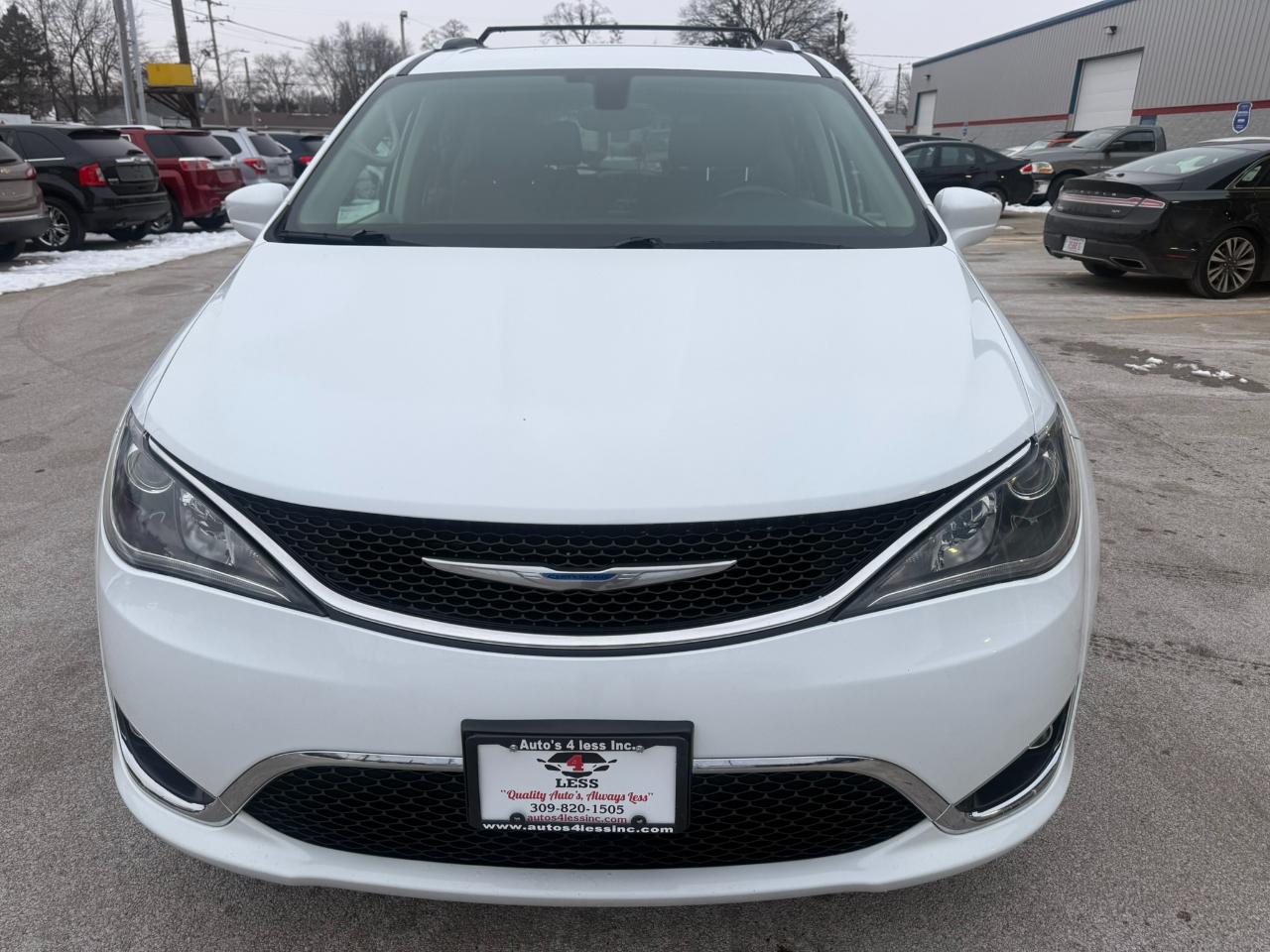 Chrysler Pacifica Touring L FWD 2018